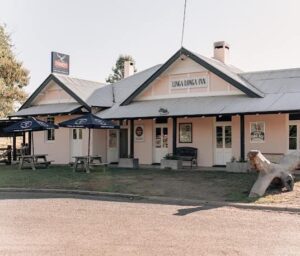 Linga Longa Inn